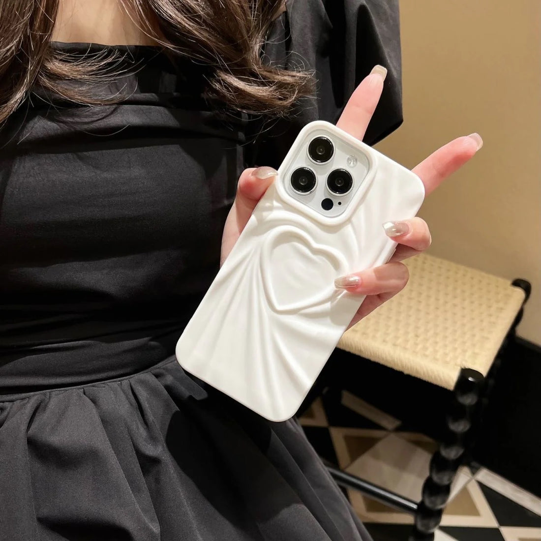 3D Heart Shape Design Embossed Wrinkle Cute Silk Pattern Silicone Fashion Aesthetic Cover