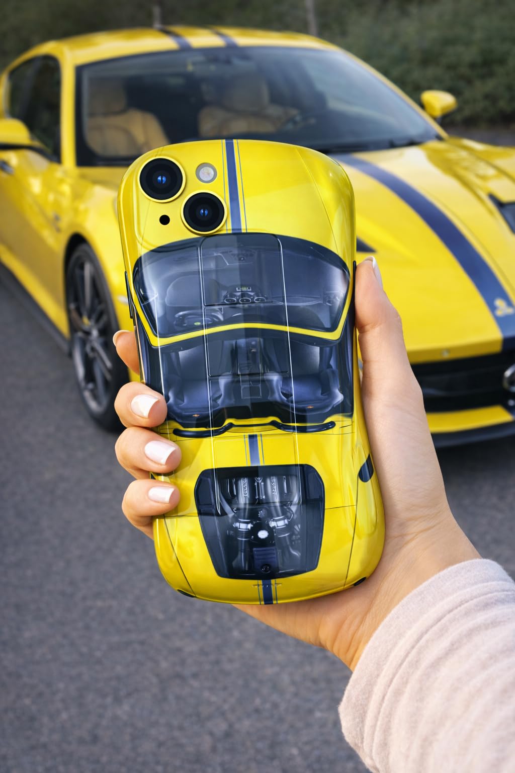 Premium Luxury Super Sports Car Phone Case Automotive Curvy 3D Racing Back Cover For Car Enthusiast - Shine Yellow