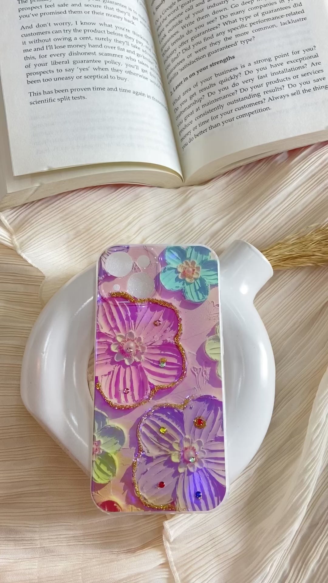 Butterfly Colorful Retro Oil Blue Ray Reflection Ink Painting Flower Floral Designer Sparkle Case