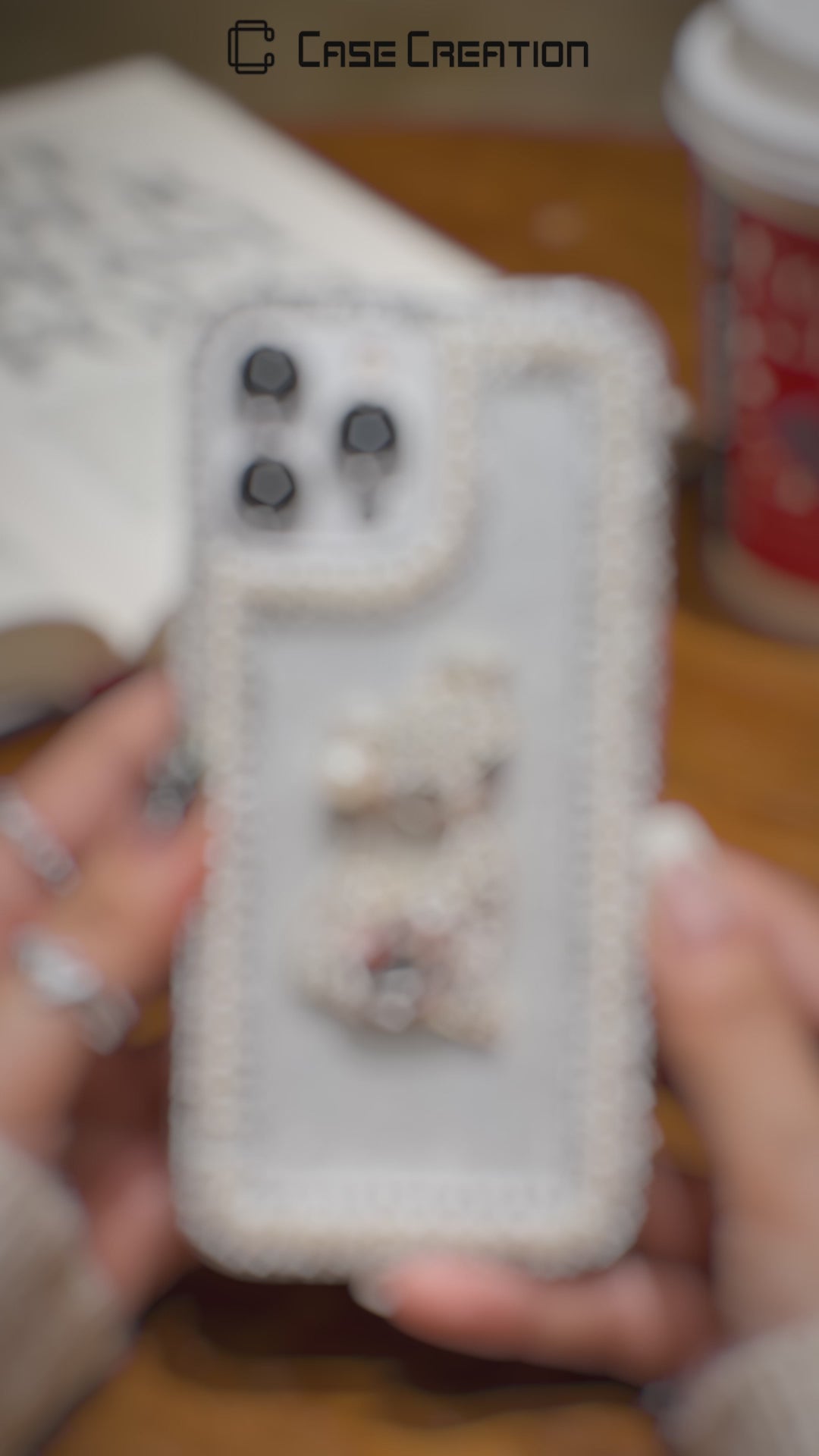 Cute Sparkling Pearl Kitty Cat Resin Phone Back Case with Crystal Rhinestone Border and Decorative Charm Bracelet